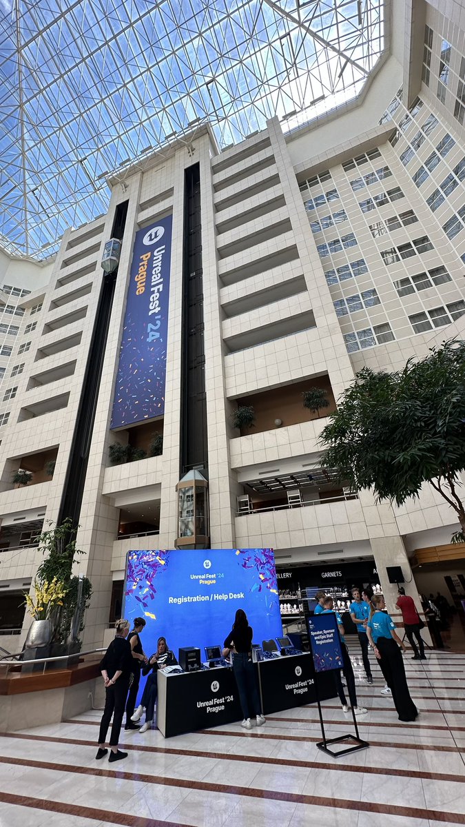 tooloudtoowide's tweet photo. #unrealfestprague venue at Hilton Hotel Prague looks awesome https://t.co/dtyhlZjGEl