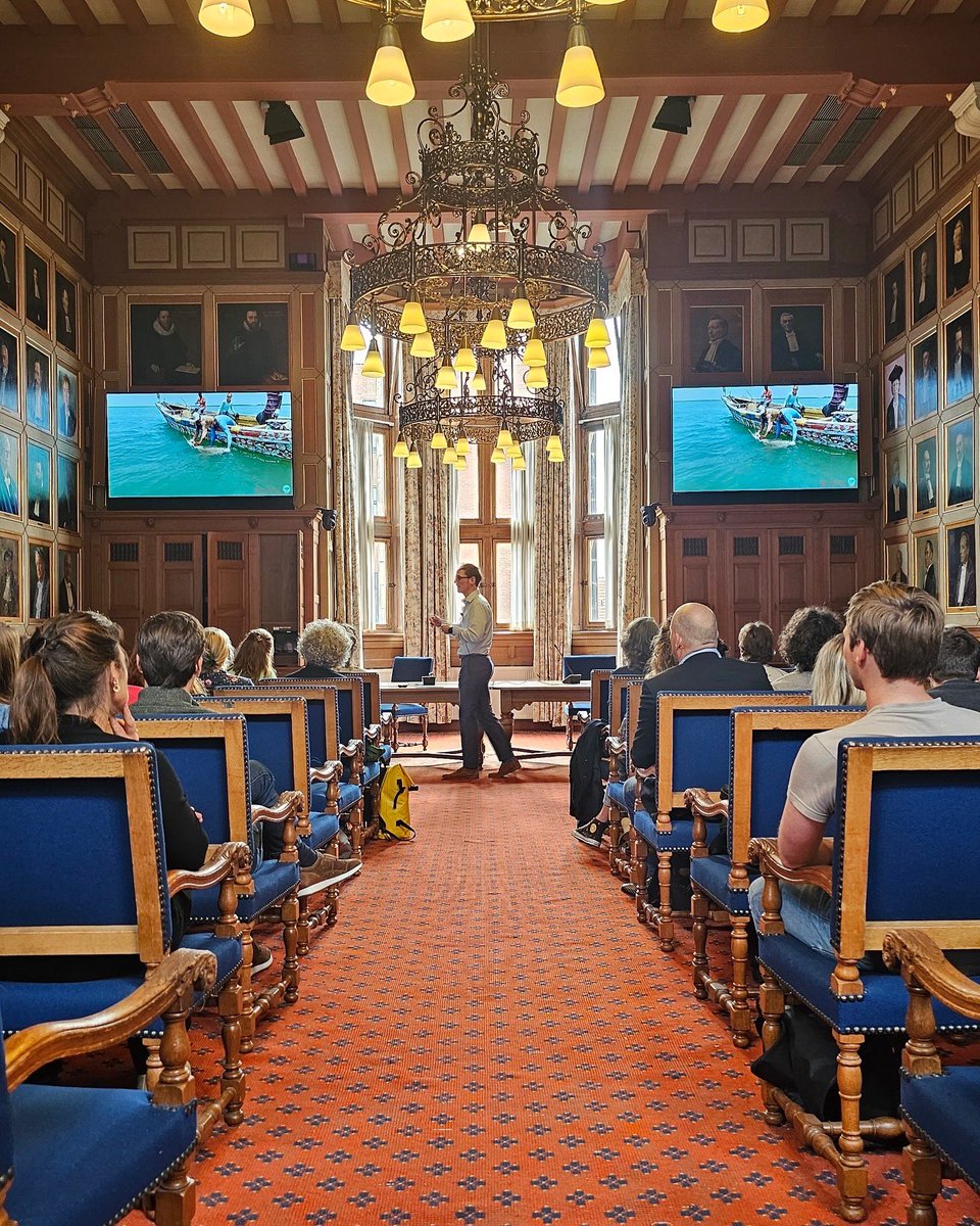 Guido Leurs (@leursguido) on Twitter photo What a day! Still recovering and getting used to this doctor-thing (two weeks after)! 😉🎓
A day that started with great presentations on shark and ray ecology by Anieke van Leeuwen (NIOZ), Erwin Winter (WMR), <a href="/SharkColin/">Colin Simpfendorfer</a> (JCU) and myself! 🦈 (1/n) What a day! Still recovering and getting used to this doctor-thing (two weeks after)! 😉🎓
A day that started with great presentations on shark and ray ecology by Anieke van Leeuwen (NIOZ), Erwin Winter (WMR), <a href="/SharkColin/">Colin Simpfendorfer</a> (JCU) and myself! 🦈 (1/n)