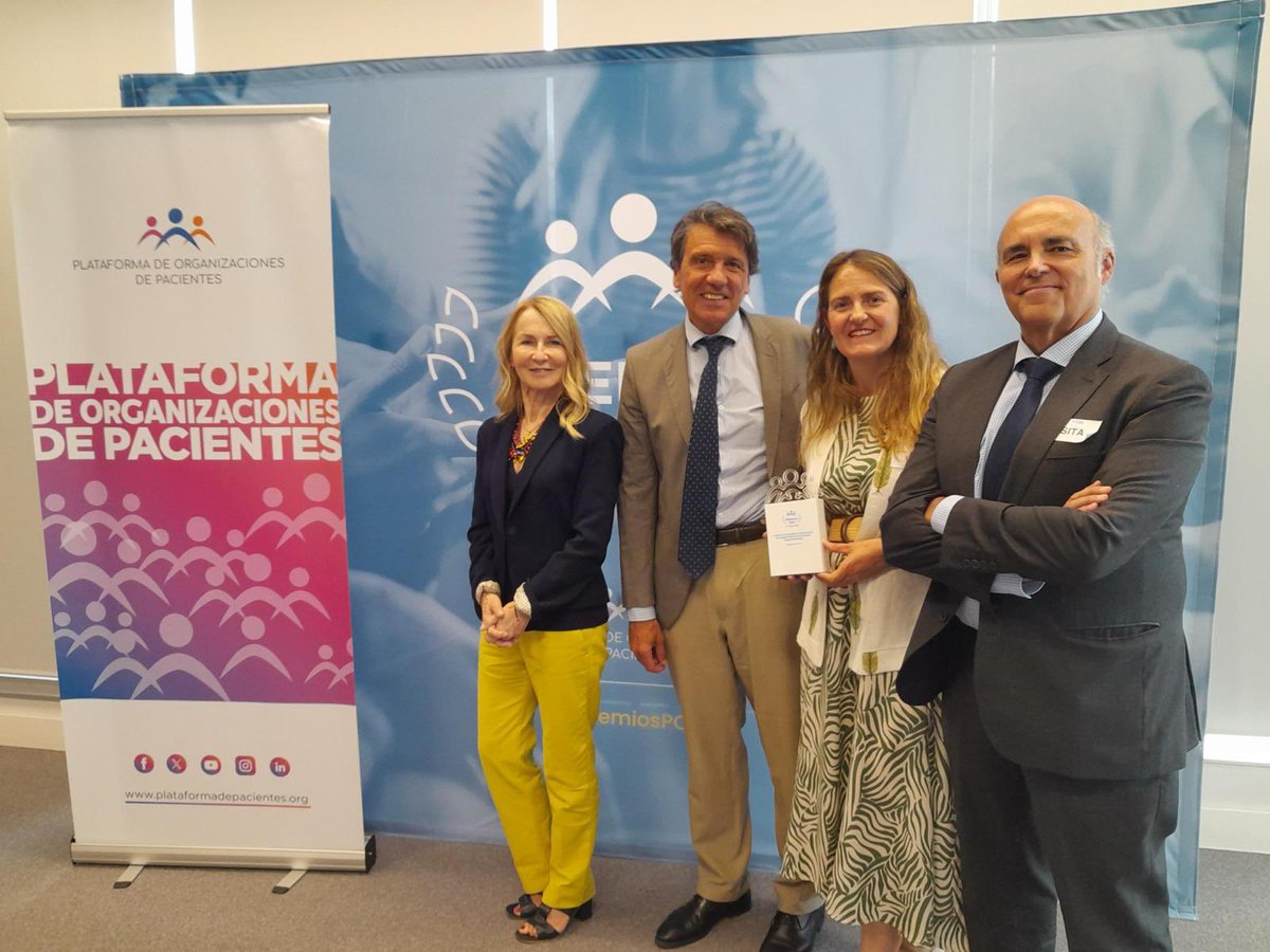 Celso Arango (@caldirector) on Twitter photo Muy orgullosos de recibir el premio de asistencia por la unidad de hospitalización de psiquiatría sin puertas que humaniza el trato a las personas con trastorno mental <a href="/maranon_ips/">IPSMarañón</a> <a href="/PsiqInfantil/">Psiquiatria Infantil</a> #premiospop plataforma de organizaciones de pacientes. Muy orgullosos de recibir el premio de asistencia por la unidad de hospitalización de psiquiatría sin puertas que humaniza el trato a las personas con trastorno mental <a href="/maranon_ips/">IPSMarañón</a> <a href="/PsiqInfantil/">Psiquiatria Infantil</a> #premiospop plataforma de organizaciones de pacientes.