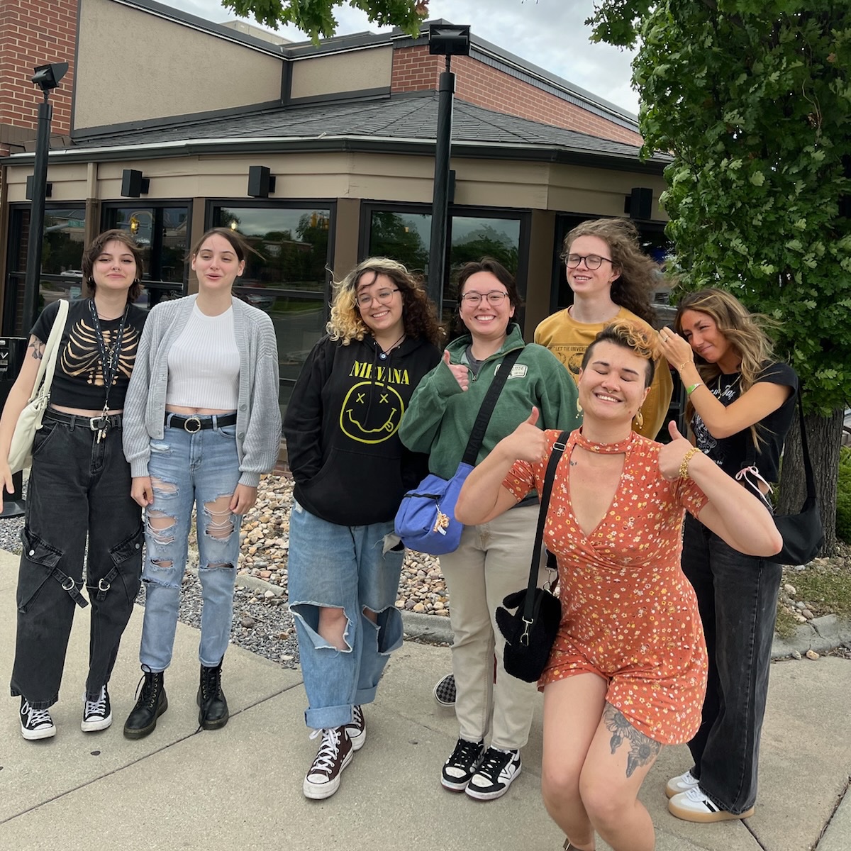 UTAH GANG LETS GO!!!!!

CONGRATULATIONS to Starbucks workers in South Jordan, UT, who just UNANIMOUSLY voted to join SBWU at the South Jordan Parkway store!!!!! 

THE WINS KEEP COMIN AND THEY DON'T STOP COMIN 🔥✊