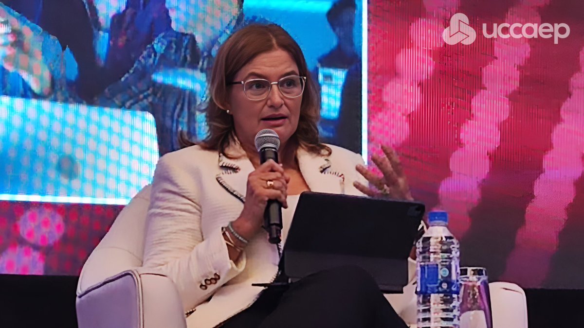 #CostaRicaDigital | <a href="/marymendezji/">Maryleana Mendez</a>, secretaria Ejecutiva de <a href="/asiet_lat/">ASIET</a>, señaló que el Fondo de Servicio Universal de #CostaRica se ha utilizado plenamente para el desarrollo de #infraestructura y reconoció los controles ex ante y de abogacía de la competencia de la <a href="/SUTEL_CR/">SUTEL</a>.