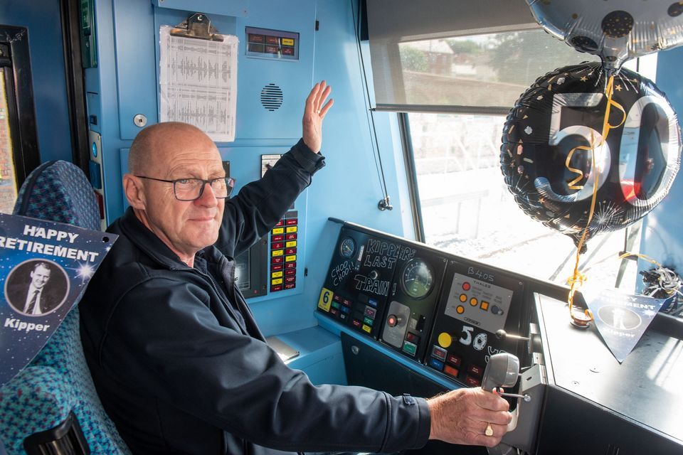 Last stop for Translink train driver after 50 years of service! Brian Robinson, aka ‘Kipper,’ concludes his career at Derry/Londonderry station.  Read more via Belfast Telegraph. Explore our latest Translink vacancies: mcsgroup.jobs/clients/transl…  📸 credit: Martin McKeown #Translink