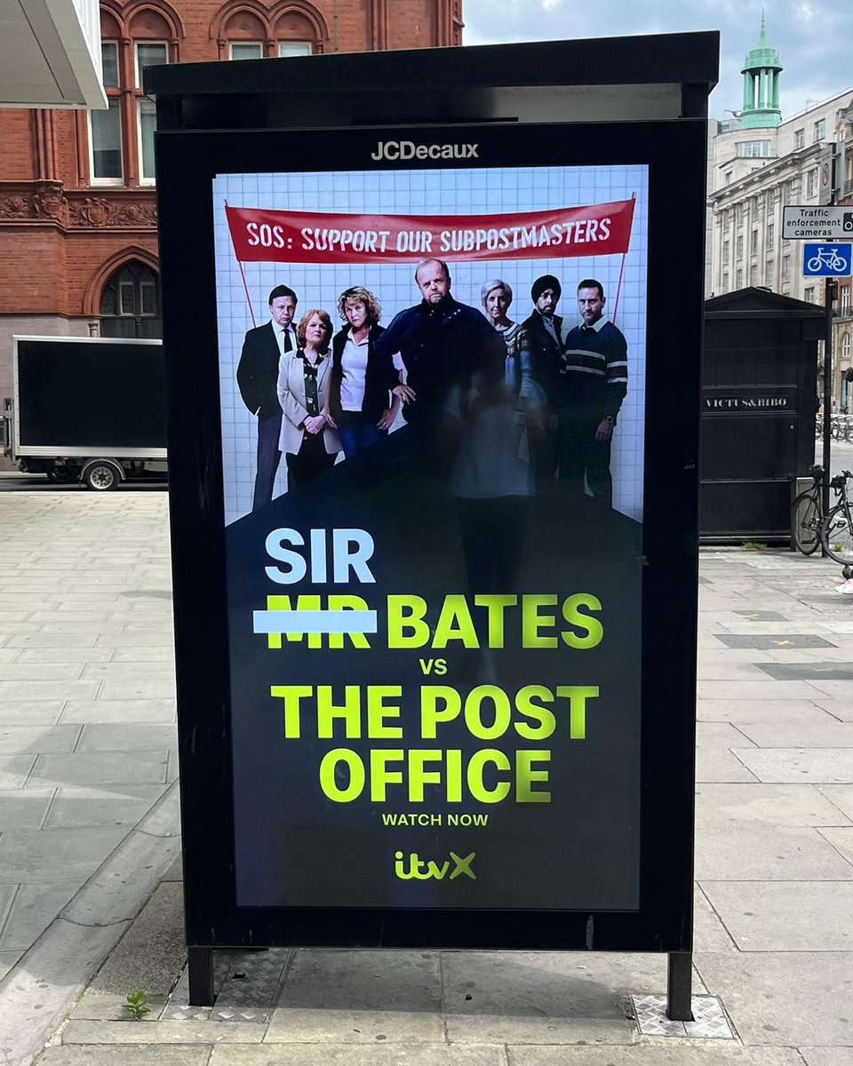 Sir Alan Bates 👏👏👏