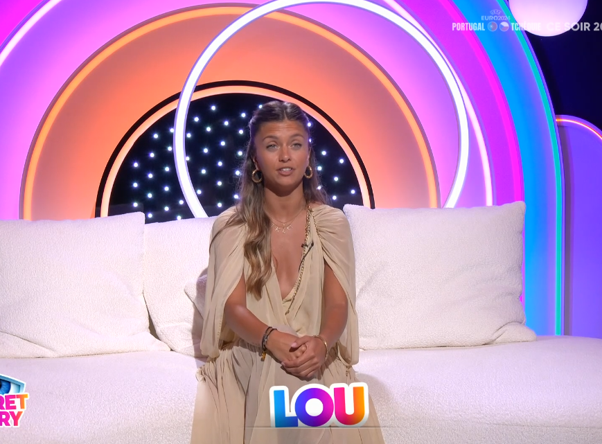 evaaasereje's tweet photo. "celui qui a semé le trouble dans notre clan c'est maxence" LES TERMES LOU #secretstory #SecretStoryleLive https://t.co/skkPNJzdiL