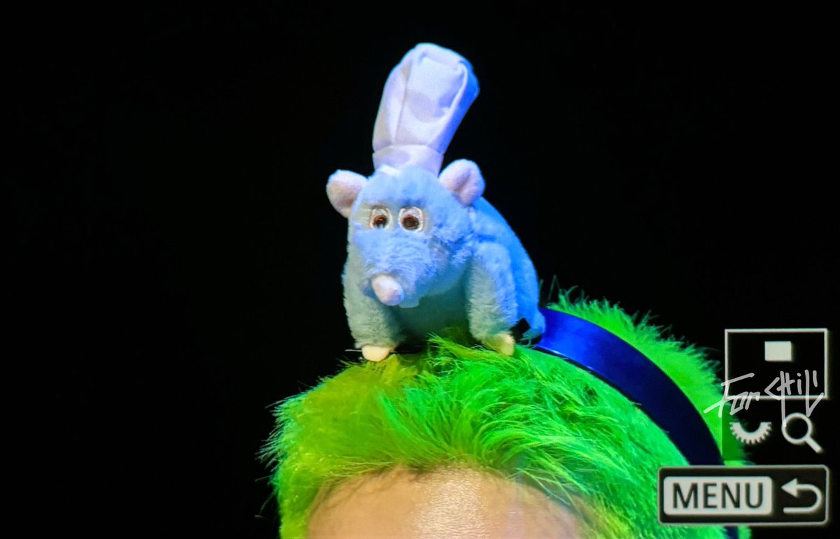 아니원래이자세아닌데 최현석머리짧아가꼬 생쥐샘 힘들게잡느라킹콩자세됨시✗