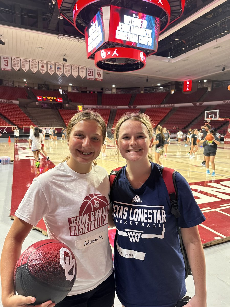 addisonmilovich's tweet photo. Thank you @soonerscoachjb for a great elite camp with @ou_wbball!! It was a great experience! #boomersooner https://t.co/REjd1AgfCd