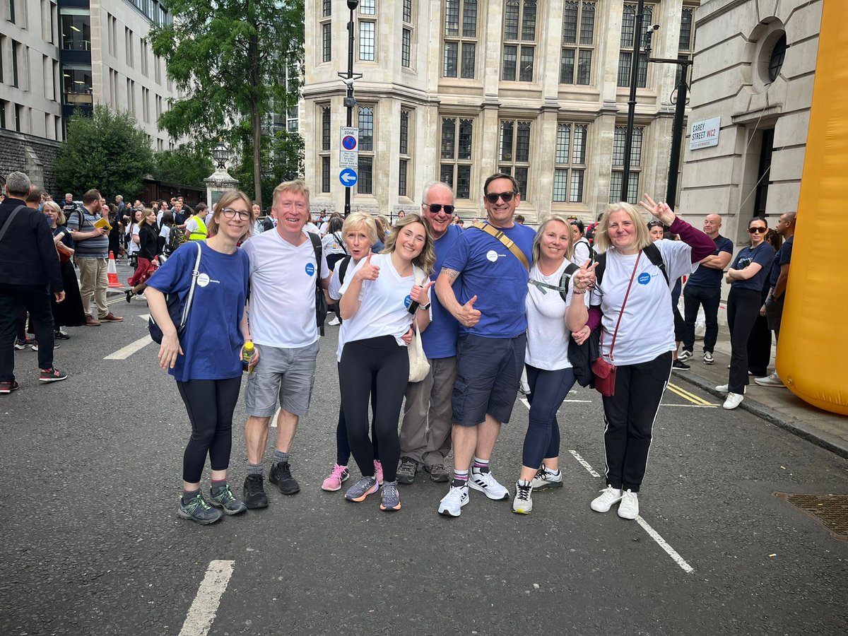 And we made it! The team is off to the pub! Well done, Team Bromley 🥰

Please continue to support our cause! #TeamBromley #Celebration #Support #Londonlegalwak 
londonlegalsupporttrust.enthuse.com/pf/citizens-ad…