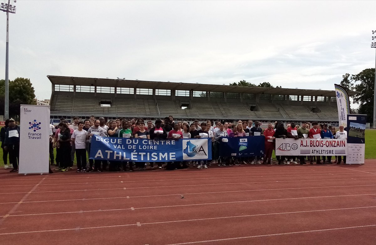 Du stade vers l’emploi avec la ligue Centre Val de Loire Athlétisme, l’AJ Blois-Onzain, France Travail au Stade des allées Blois👏 pour l’implication de tous 🙏 aux 116 participants, aux 18 entreprises, à nos partenaires. #recrutement basé sur #compétences, #savoiretre