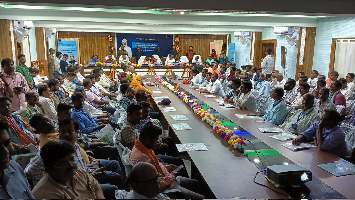 kvkkendrapara's tweet photo. PM Kisan Sammelan  Jointly Organised by KVK Kendrapara and Agriculture Dept. in which Hon'ble Cabinet Minister Sj Nityanand Gond and Hon'ble MLA Dr Durga Prasanna Nayak graced as honourable guests. More than 160 participants viewed live webcast of Hon'ble Prime minister's Program https://t.co/fPaid5NQk4