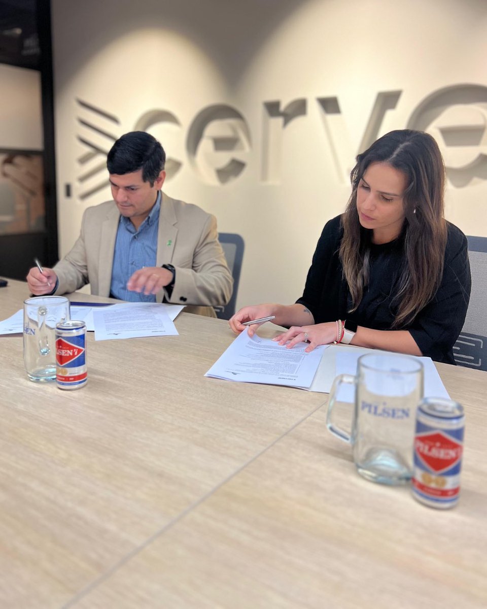 atodopulmonPY's tweet image. ¡Estamos felices de anunciar esta alianza entre @PilsenPy y #ATodoPulmónParaguayRespira! 🌳🇵🇾

Juntos, trabajaremos para promover la conservación del medio ambiente y el desarrollo sostenible en nuestro país. ¡Preparate para muchas actividades en conjunto! 🫱🏾‍🫲🏼🤩

¡Ja´umina! 🍻💚