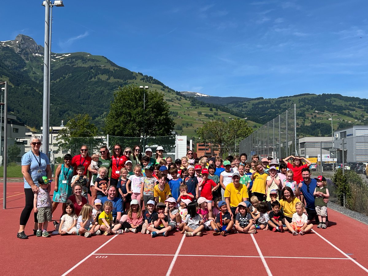 Today saw our #ISRPYP #IBPYP Sport's Day!  The weather shone on us as we celebrated sports in all its glory!  Thank you to students, families and staff for a great sporting morning at the BZBS.