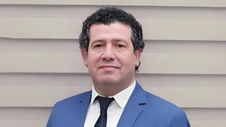 Dr.Iyad Rantisi who is the head of Obstetrics Gynecology department at Kamal Edwan hospital in the North of Gaza has been missing for months since November. Some of his colleagues reported that he was being tortured in an Israeli prison. Today The Israeli Newspaper Haaretz said