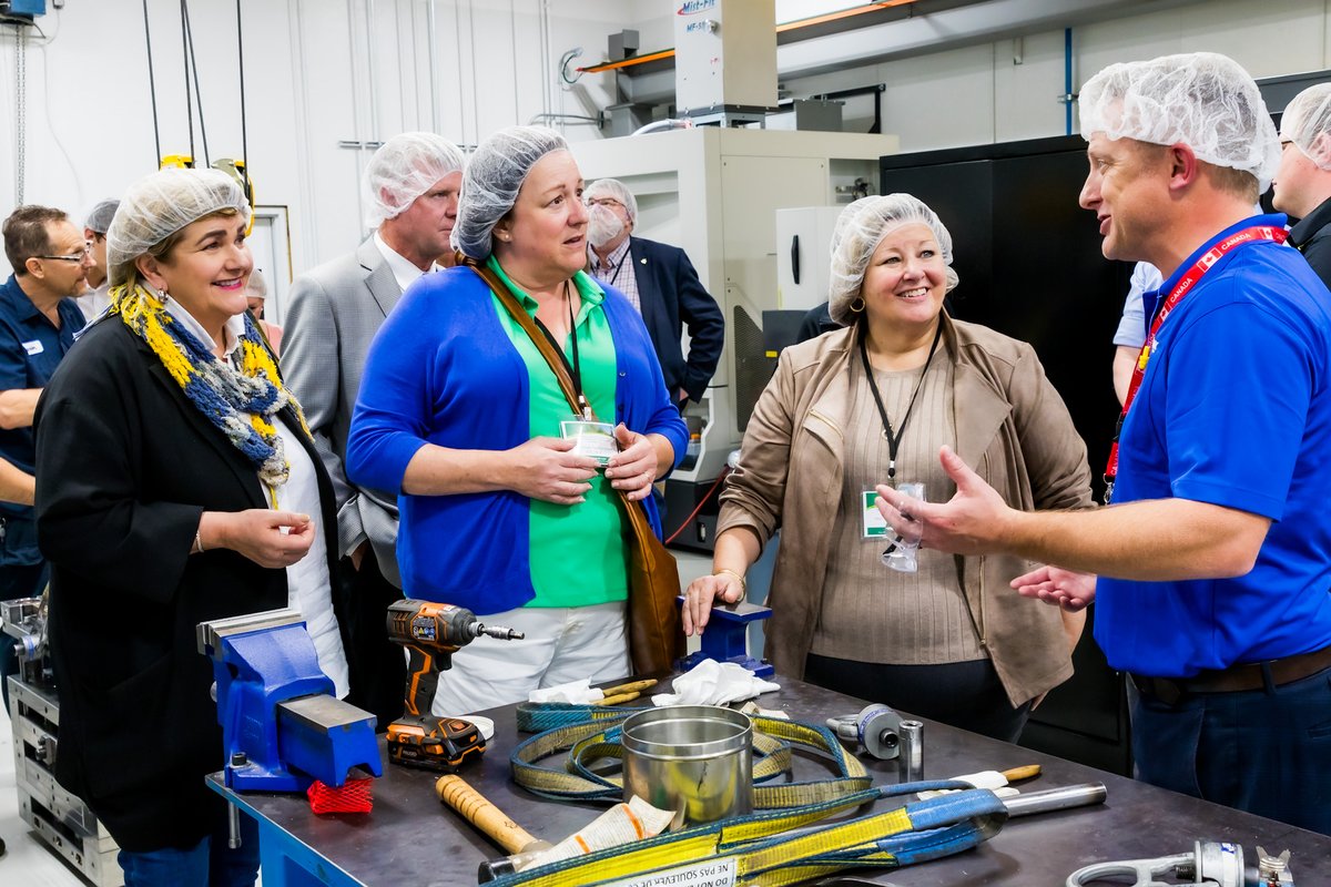 ISED_CA's tweet image. Last month, Minister Hutchings hosted a multilateral meeting on #RuralEconomicDevelopment to discuss growth, workforce development, climate resilience, connectivity and more. 

Learn more: bit.ly/3VwulrB