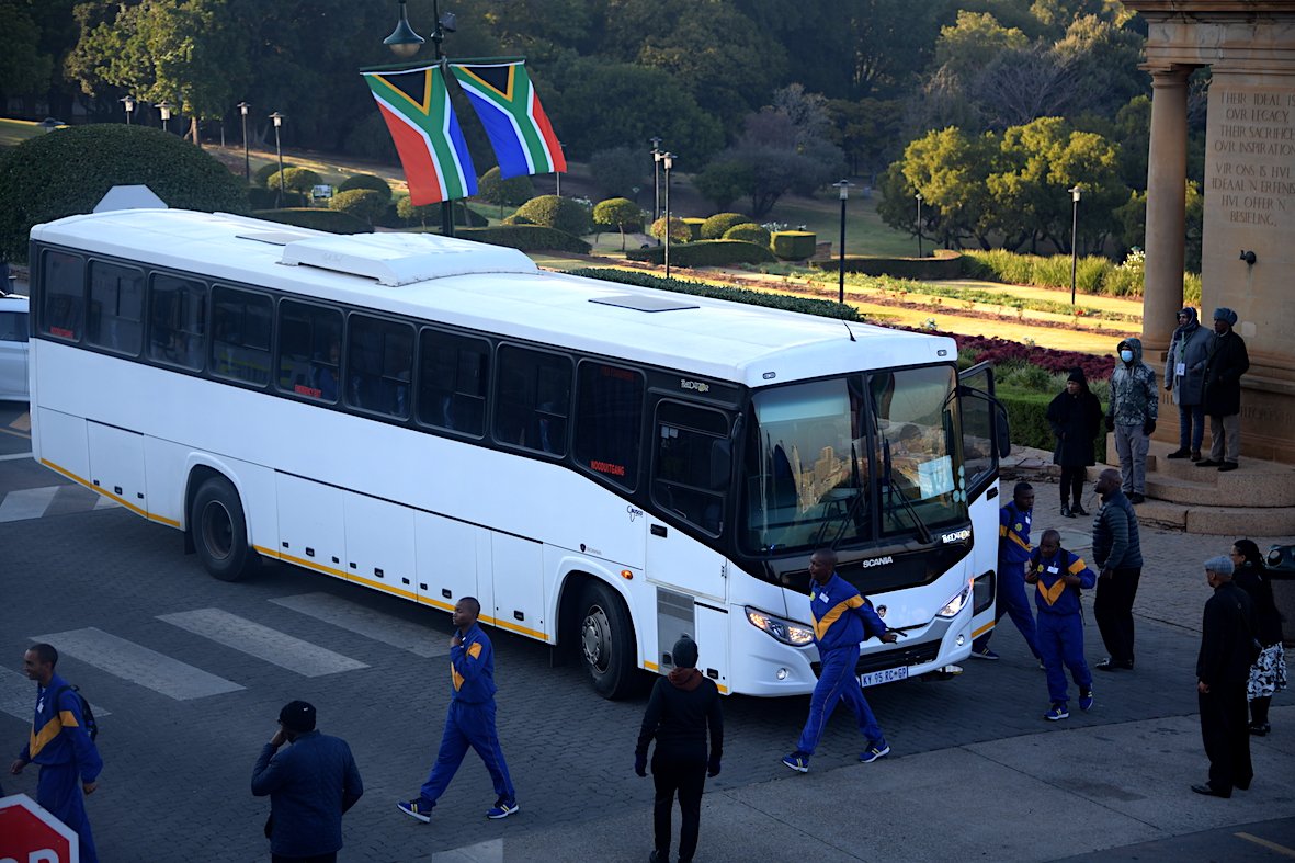 CityTshwane's tweet photo. Members of the public wishing to attend the #PresidentialInauguration at the Union Buildings tomorrow will be able to park their cars at the Tshwane Showgrounds and ride a free bus to the Union Buildings. 
#SouthAfrica30 https://t.co/Ocu1UTuCd1