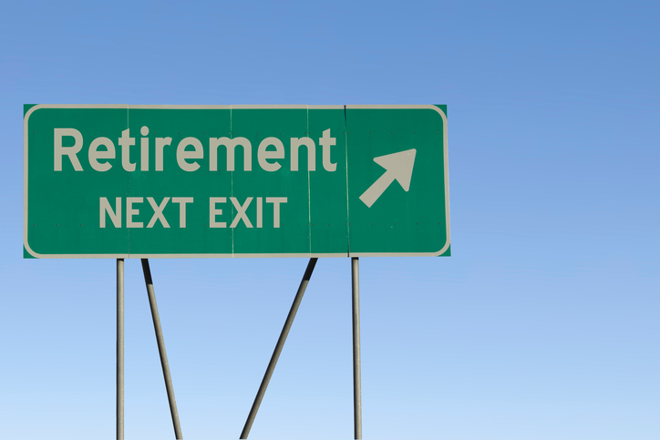 With retirement a decade (or less!) away, it's time to check your "glide path" to ensure you'll have a smooth landing in this next exciting phase of life. 

Here are 5 things you can do now!

moneycoachescanada.ca/blog/to-retire…