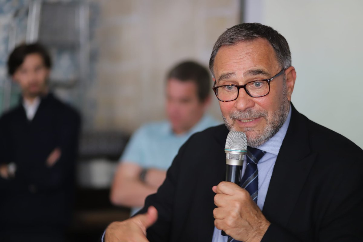 RaphaelPitti's tweet photo. Nous avons lancé hier la campagne pour les élections législatives.

À Clichy et Levallois, dans la 5e circonscription des Hauts-de-Seine, je suis candidat pour le nouveau Front Populaire.

Pour faire barrage à l'extrême droite, aucune voix ne doit manquer !
@placepublique_ https://t.co/BWTfddthBy
