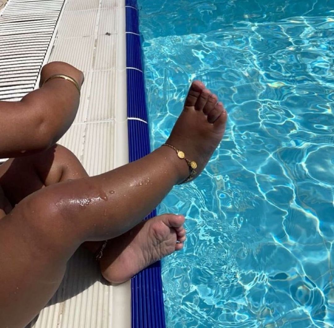 Butterflless's tweet image. 