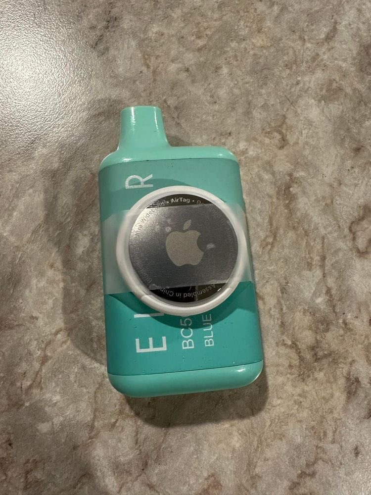 omeo 𖤐 tweet media