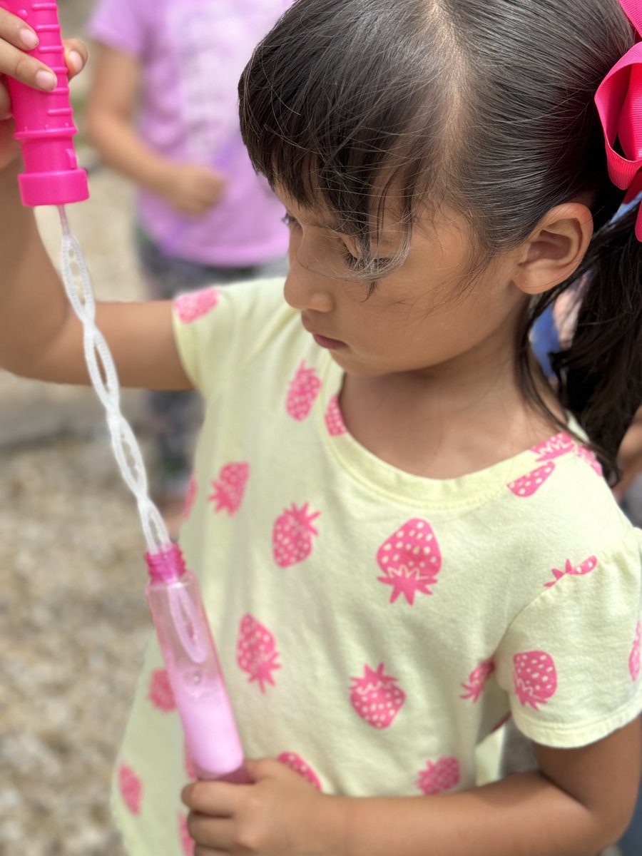 MZamarronKDL's tweet photo. Bubble fun today with our pre-k students ! 🫧 @ECISDtweets https://t.co/IddyYEHUN2