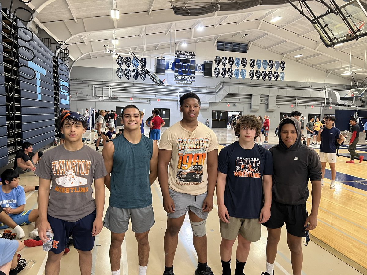 Our Evanston Wrestlers that put in the work with Live matched during Summer Wrestling League at Prospect last Tuesday! Summer Wrestling makes Winter Champions!