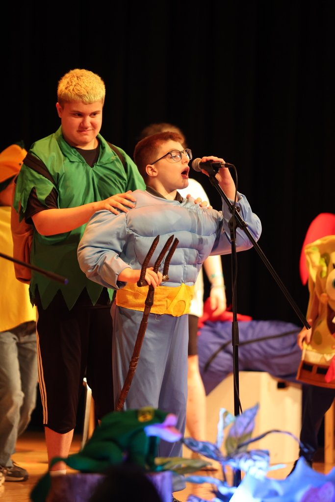 Last week Mr. Weber's Music Essentials class put on a great performance of "Under the Sea Adventures."  The kids nailed their performances of songs like Fast Car, Here Comes the Sun, and the theme from SpongeBob SquarePants!