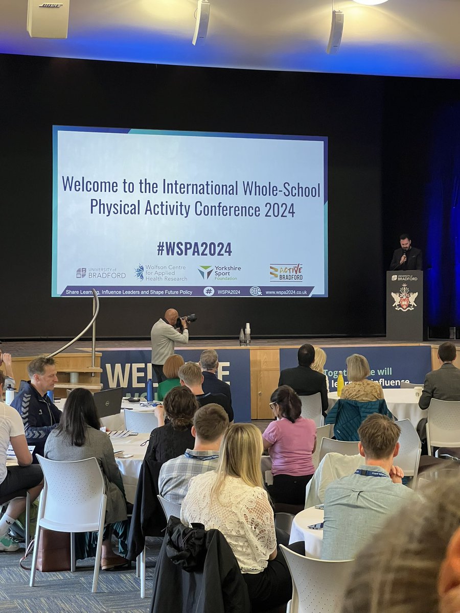 Amy Conroy tweet media