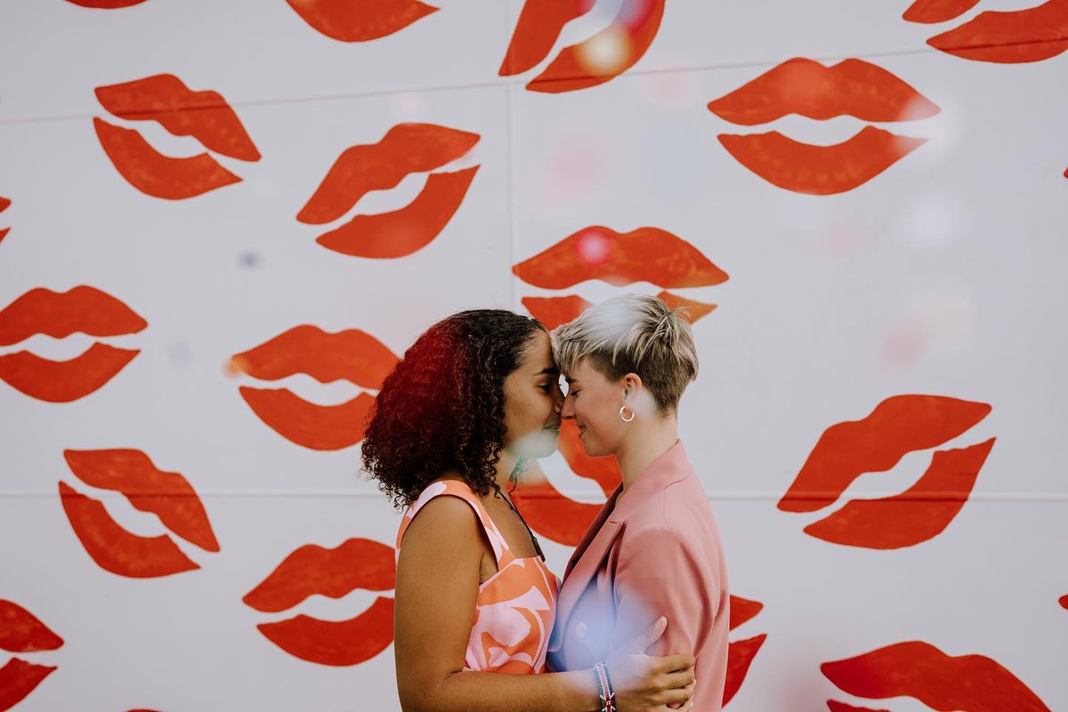 evollgbt's tweet photo. Beautiful photo by: @_untamedcreative_
📍 - Brisbane, Queenland, Australia
#couplegoals #fablesfam #righttolove #lesbian #lovewins #lesbiangirls #lesbian #lesbiancouple #lesbianpride #femme #equality #twobrides #brides #lesbianwedding #lgbtwedding #twobrides #brides #wedding https://t.co/bMHhlPo3HT