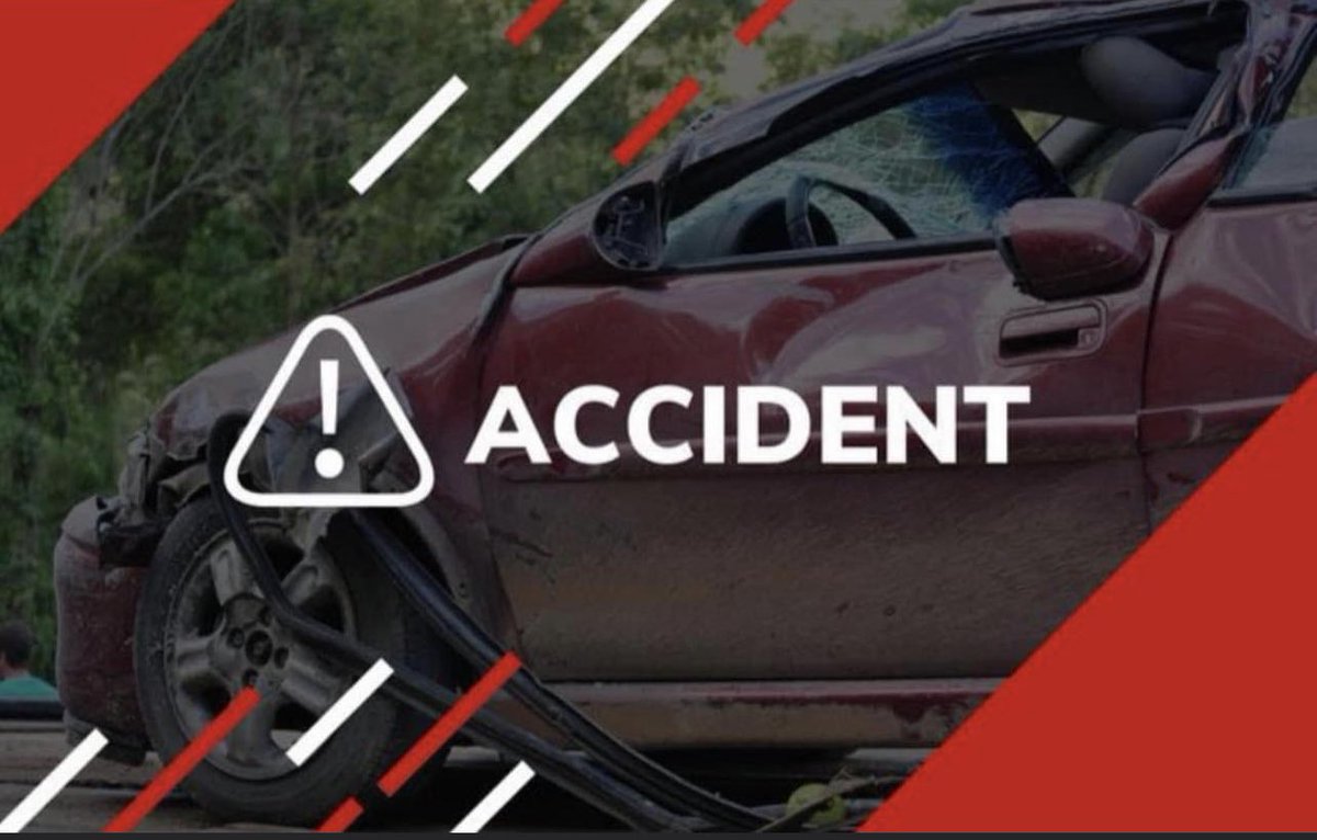 Prefet28's tweet image. ⚠️ Accident en cours sur la D921 au niveau de Bailleau-le-Pin ⚠️

👉 La circulation est coupée dans les deux sens pendant les opérations de secours.
Une déviation est en place.

👉 Merci d'éviter le secteur pour ne pas perturber l'organisation des secours.