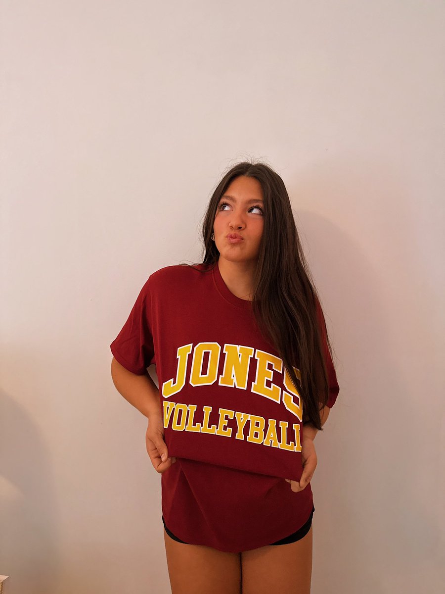 I am so excited to announce my commitment to Jones College to continue my athletic and academic career. I want to thank every coach, teammate, friend, and especially my parents for making this possible for me! Go Bobcats💛❤️ 
<a href="/Infinity_VBA/">Infinity Volleyball Academy</a> | <a href="/OHS_Volleyball_/">Oxford High School Volleyball</a>