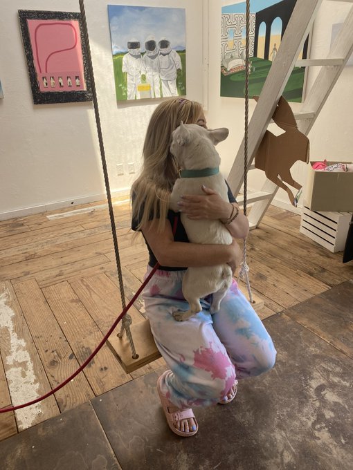 Show me your puppy 🐶 https://t.co/XUFOj1G4Mz