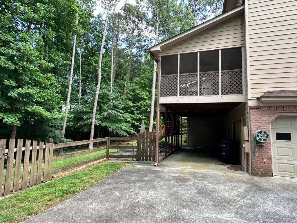 melarahector1's tweet photo. 4359 Wellbrook CT, Douglasville, GA 30135 just hit the market!
Take a look at this awesome space: https://t.co/8WZlENkTZR https://t.co/AJl66MfWFs