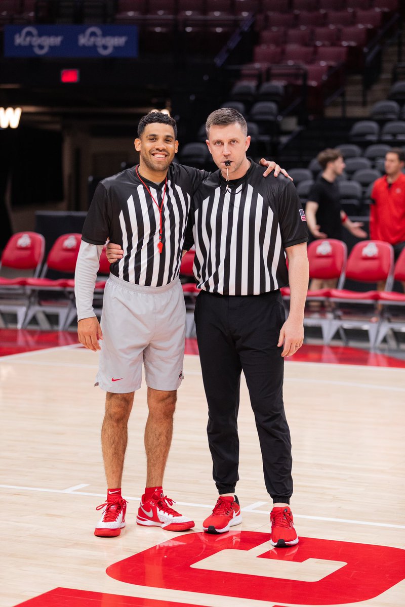 Ohio State Hoops (@ohiostatehoops) on Twitter photo Our officiating Crew for the Vets vs Players scrimmage 🤝 Our officiating Crew for the Vets vs Players scrimmage 🤝