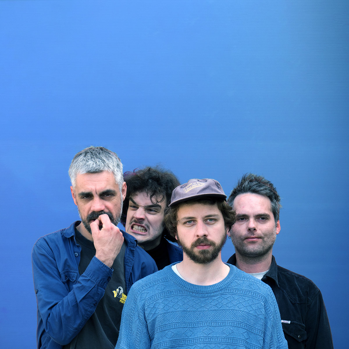 Anna a annoncé la sortie de son cinquième album baptisé “The Fun”.
Le quatuor tourangeau a partagé le premier extrait Names...romu.rocks/2024/06/froggi…