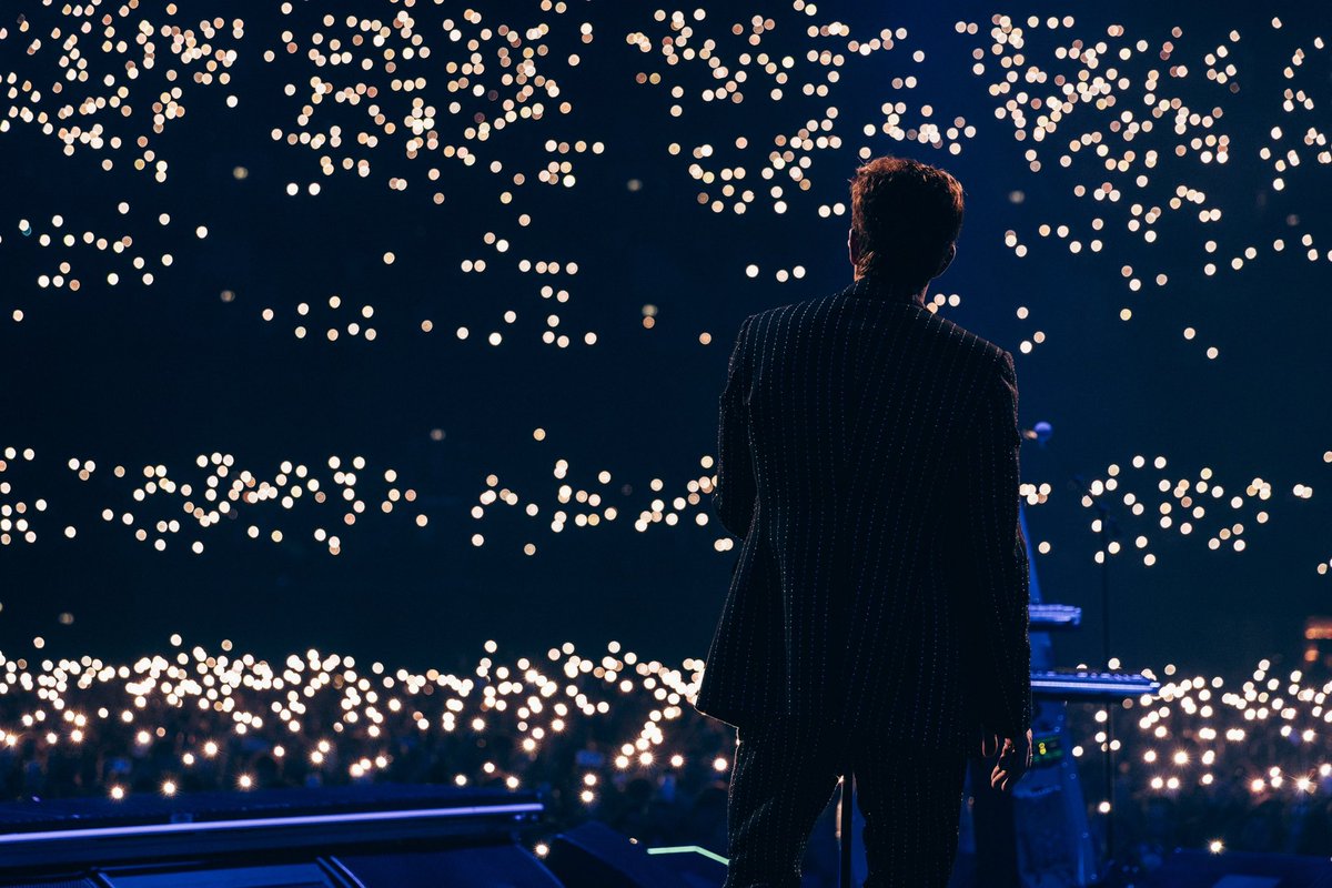 More troubles for Co-op Live as The Killers take the roof off.