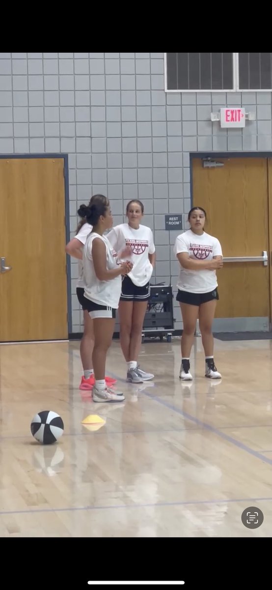 Grateful to attend the <a href="/TWU_Basketball/">TWU Basketball</a>  elite camp! Thank you coaches <a href="/CoachBJillson/">Beth Jillson</a> @cgurley_twu for the skill work and amazing experience! Excited to attend a game next season. Go Pioneers!