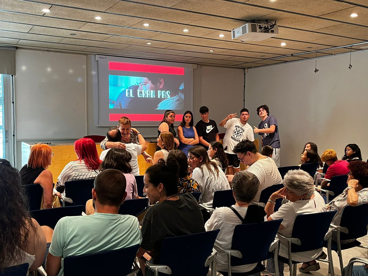 Ahir vam estrenar el curt El gran pas. Emmarcat en el projecte EduFilms de <a href="/Fedesplai/">Federació Catalana de l'Esplai</a> <a href="/fundesplai/">Fundesplai</a> els joves de <a href="/esplai_gisc/">Esplai Gisc</a> reflexionen sobre la transexualitat amb l'assessorament d'<a href="/OrgullPotaBlava/">Orgull Pota Blava</a> i el suport d'<a href="/ajelprat/">Ajuntament del Prat</a>
Per un món una mica més habitable
vimeo.com/953904021