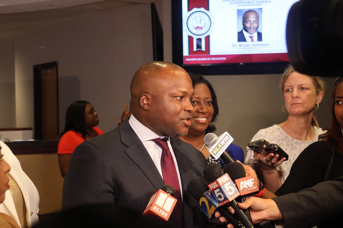 I am thrilled to welcome Dr. Bryan Johnson as the Sole Finalist for Superintendent in APS! I look forward to supporting Dr. Johnson &amp; I'm confident that his leadership will move the district even further! #APSFamily, I love you deeply! Let's continue to strive for #APSExcellence!