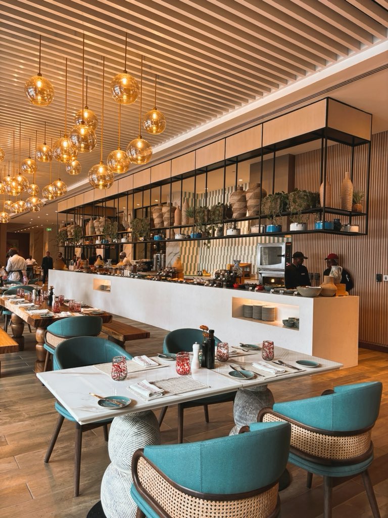 Julie’s Travel Diary tweet media