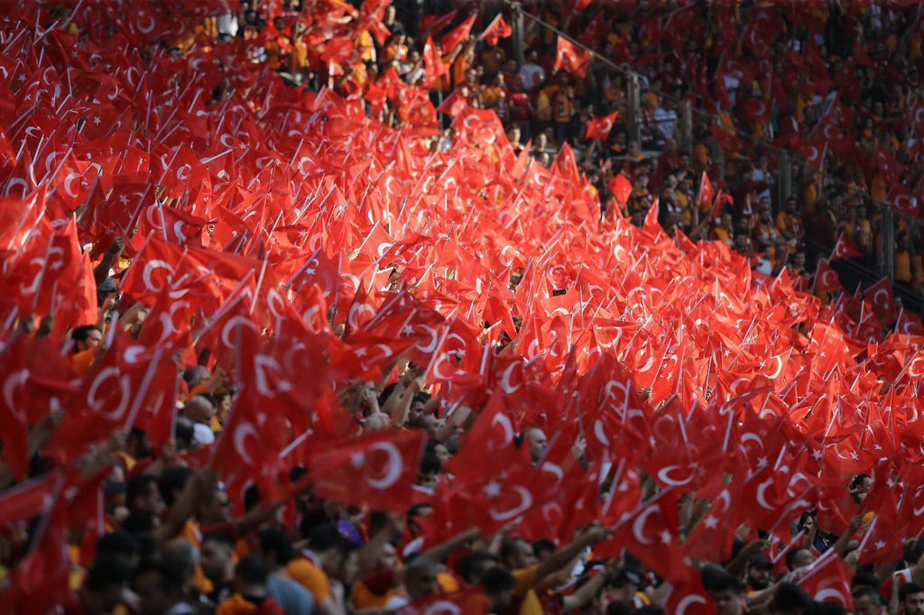 bpasabelediyesi's tweet photo. Gurur duyduk 🇹🇷😎
Euro 2024 F Grubu ilk maçında Gürcistan'ı 3-1 mağlup eden Milli Takımımızı kutluyoruz. 🇹🇷
Tebrikler #BizimÇocuklar Sizlere inanıyoruz güveniyoruz 💪🏻👏🏻🇹🇷
#EURO2024 @MilliTakimlar https://t.co/UJDek8df5g