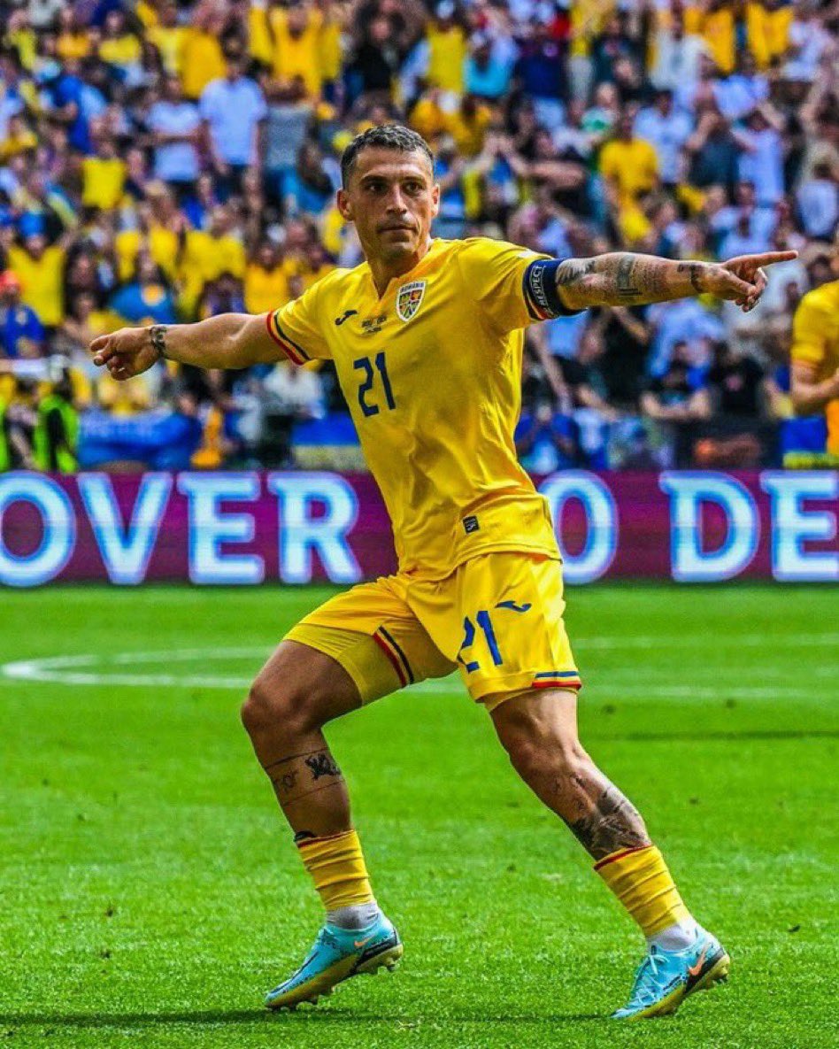 Cosmin Contra (@cosmincontra2) on Twitter photo “Orgulloso del estreno de <a href="/hai_romania/">Echipa Națională</a>. Orgulloso del rendimiento de Stanciu. Una suerte vivir en directo la experiencia de la #EURo2024”
"فخور بالعرض الأول لفيلم <a href="/hai_romania/">Echipa Națională</a>. فخور بأداء ستانسيو. حظًا سعيدًا لعيش تجربة #EURo2024" “Orgulloso del estreno de <a href="/hai_romania/">Echipa Națională</a>. Orgulloso del rendimiento de Stanciu. Una suerte vivir en directo la experiencia de la #EURo2024”
"فخور بالعرض الأول لفيلم <a href="/hai_romania/">Echipa Națională</a>. فخور بأداء ستانسيو. حظًا سعيدًا لعيش تجربة #EURo2024"