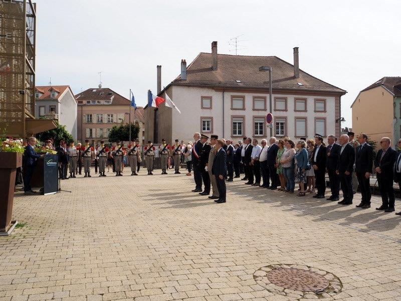 FabienDiFilippo's tweet photo. Cérémonies commémorant l'appel du général de Gaulle #18juin1940 ce soir à Sarrebourg 🇨🇵 https://t.co/33w7MVAfUy