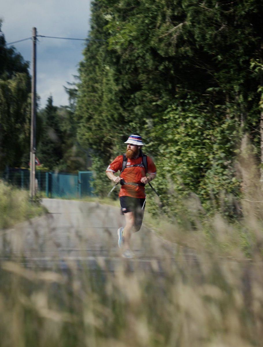 hardestgeezer's tweet image. Day 8 of running to every England game at the euros🏴󠁧󠁢󠁥󠁮󠁧󠁿

Been running through the German countryside over the last couple days to make it to Frankfurt for the second game against Denmark. Body is just about getting use to the mileage again after the 2 months off since Africa.…