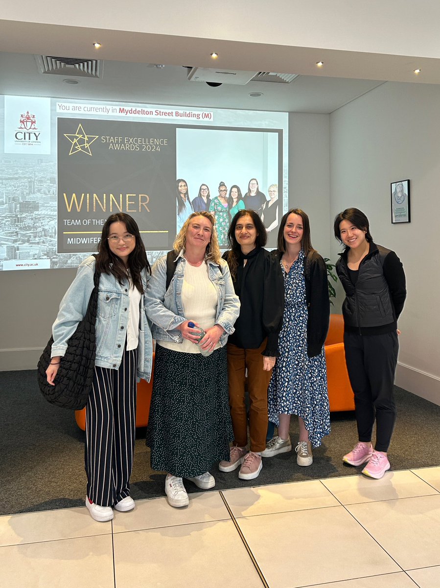 Great to have <a href="/donnalecky/">Donna Lecky</a> PCIU team in City today to catch up about <a href="/TARGETabx/">TARGETantibiotics</a> training evaluation. <a href="/RahAhmad/">Raheelah Ahmad</a> <a href="/HPRUamr/">HPRU AMR</a> #AntimicrobialStewardship 💊📉