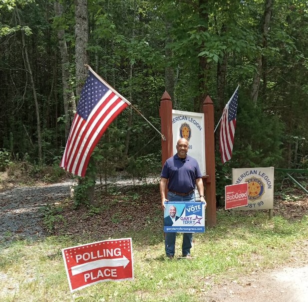 gterry4congress's tweet photo. South Boston and American Legion Post 99. It's great to see voters stepping up to vote! #CD05 #VA05 #garyterryforcongress https://t.co/3PgcH83lKD