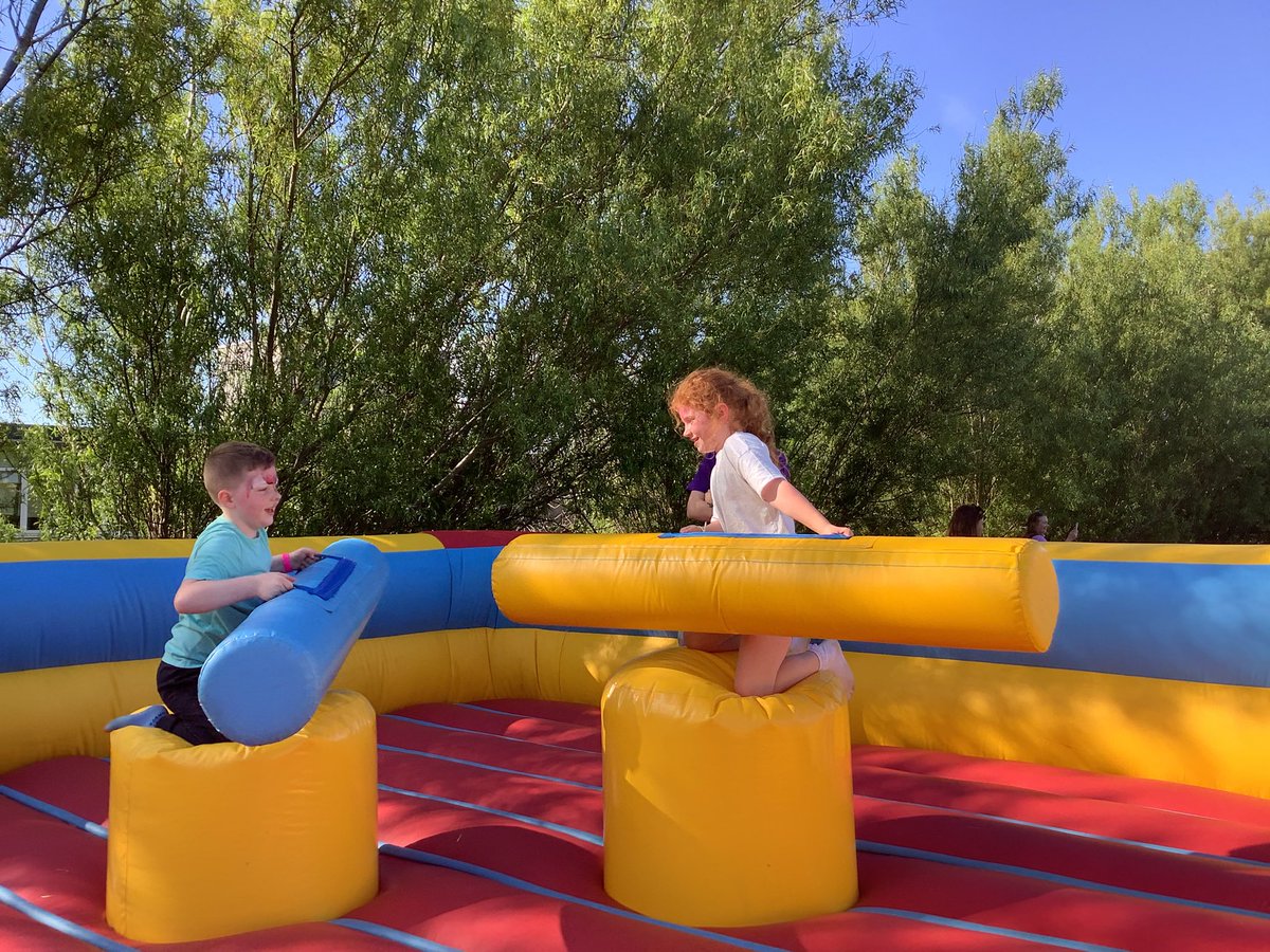Awesome evening at Auchenlodment’s first ever Summer Fayre! Thanks to the Parent Council for organising such a great event. Total fun in the sun for everyone 😎🤩 #summer #inflatables #djstevenclark #circusskills #facepainting #icecream #goodtimes #familyfun