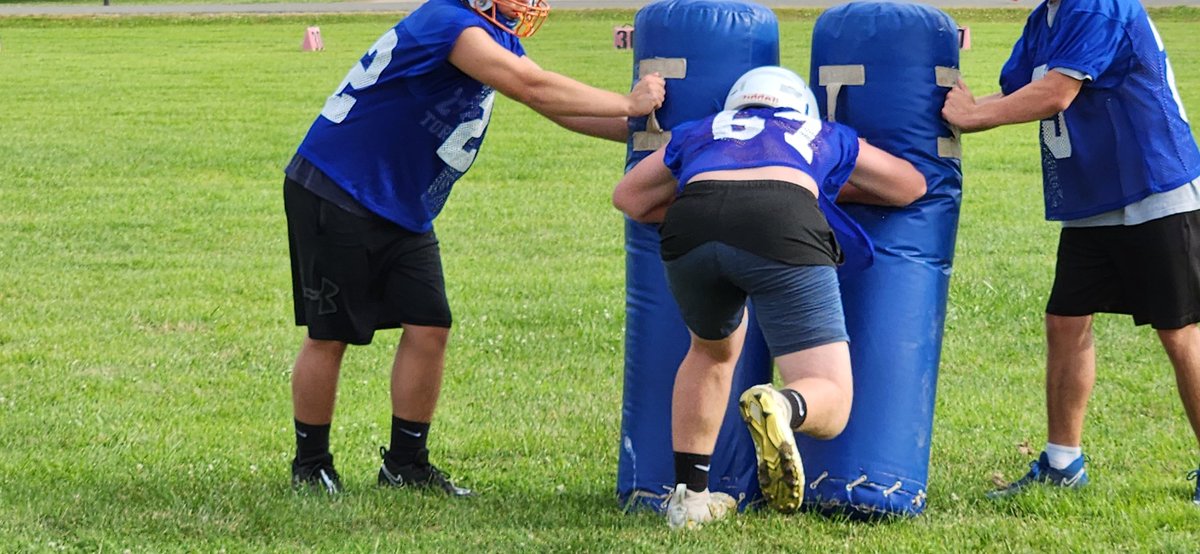 Spillan_66's tweet image. More pics from Day 2 of @CZR_Football held at ZR High School! We are CZR!!!! #TogetherWeWill #BBS24