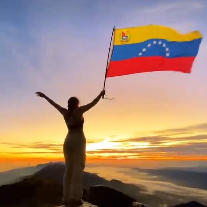 ๐ป๐ช๐ฎ๐๐๐๐๐ป๐ช (@candynore) on Twitter photo #18Jun ๐ป๐ช ๐ข ยกETIQUETA DEL DรA! โถ๏ธ
#ConMaduroEsMรกsSeguro
La esperanza estรก en la Calle!
<a href="/NicolasMaduro/">Nicolรกs Maduro</a>
<a href="/Mippcivzla/">MIPPCI</a>
<a href="/CandyNore/">๊ง๐ฎ๐๐๐๐๊ง</a>
<a href="/ambar7760/">โฅ๐ฌ๐๐๐๐โฅ</a>
<a href="/pedrobr96924768/">๐ฏ๐ป๐ช๐ซโบโฅHumberto ๐ญโฅโบ ๐ซ๐ป๐ช๐ฏ</a>
<a href="/Idalia50M/">Idalia50M</a>
<a href="/Bombero2023/">โฅ แณแ๐ป๐ช Tuiteros Guerreros ๐ป๐ชแแฐโฅ</a> #18Jun ๐ป๐ช ๐ข ยกETIQUETA DEL DรA! โถ๏ธ
#ConMaduroEsMรกsSeguro
La esperanza estรก en la Calle!
<a href="/NicolasMaduro/">Nicolรกs Maduro</a>
<a href="/Mippcivzla/">MIPPCI</a>
<a href="/CandyNore/">๊ง๐ฎ๐๐๐๐๊ง</a>
<a href="/ambar7760/">โฅ๐ฌ๐๐๐๐โฅ</a>
<a href="/pedrobr96924768/">๐ฏ๐ป๐ช๐ซโบโฅHumberto ๐ญโฅโบ ๐ซ๐ป๐ช๐ฏ</a>
<a href="/Idalia50M/">Idalia50M</a>
<a href="/Bombero2023/">โฅ แณแ๐ป๐ช Tuiteros Guerreros ๐ป๐ชแแฐโฅ</a>