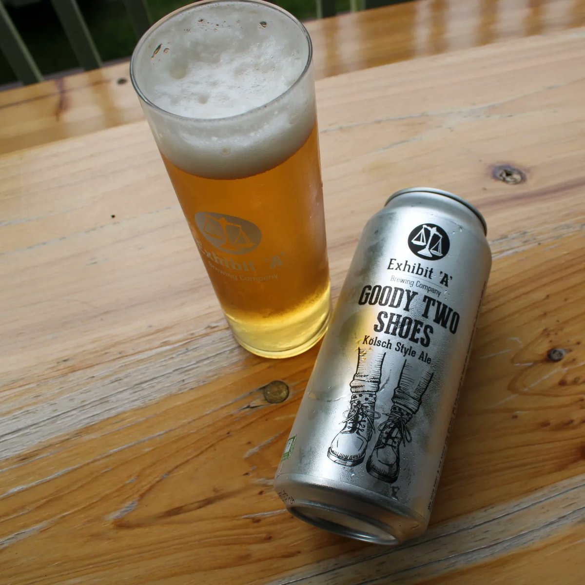 AtlanticBev's tweet image. When it’s scorching hot outside, we drink Kölsch.
Luckily, we have the honor of distributing some of the finest Kolsch outside of Cologne, Germany. Goody Two Shoes is a benchmark for the style being crisp, balanced and not excessively bitter. 

#craftlantic #kolsch #local #beer