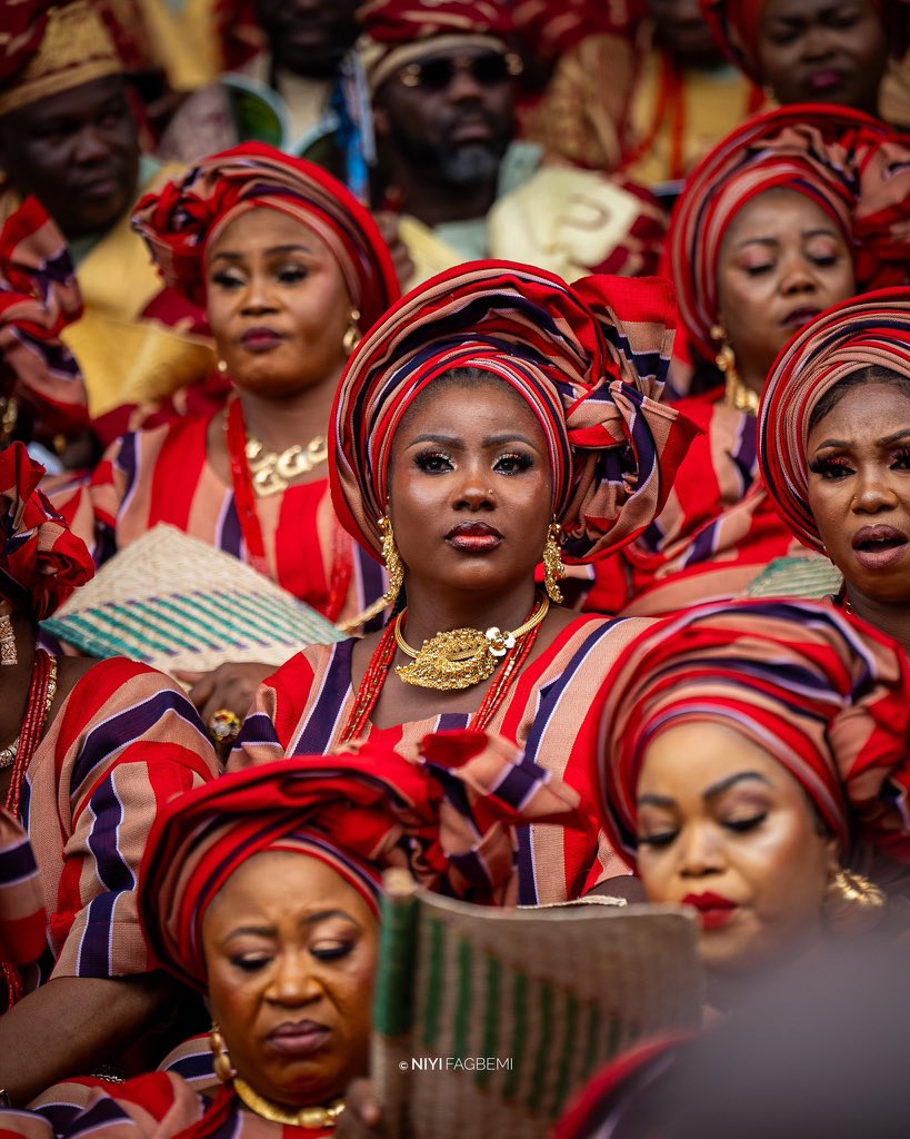 Are you people seeing what I’m seeing 👀🥹🥵?