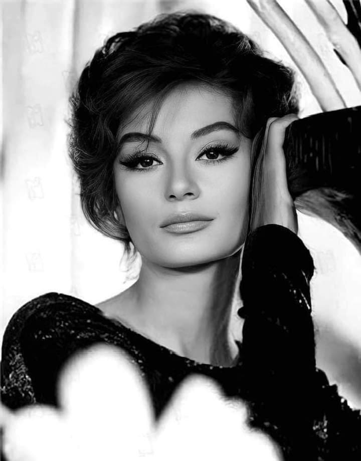 xolaurencexo's tweet image. #AnoukAimée ✨️